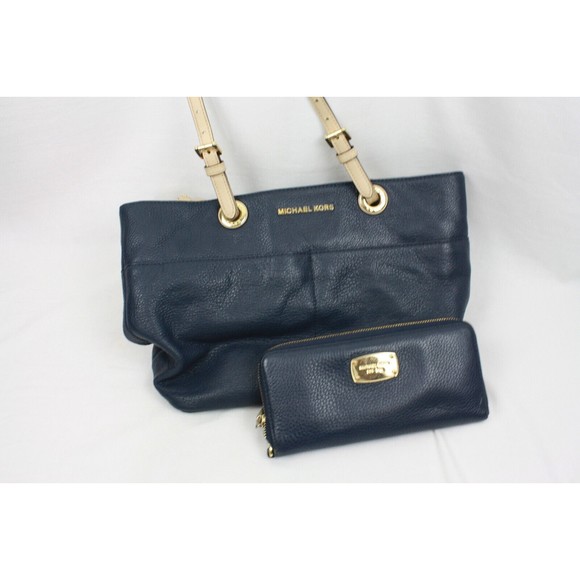 Michael Kors Purse Double Strap Handles with Matching Wallet Color Navy Blue - Picture 1 of 10